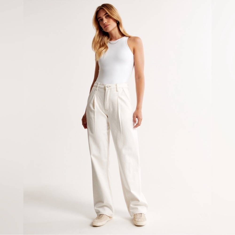 Abercrombie ‘The Loose’ Pleated Front Jeans, 25L
